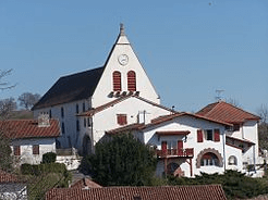 Le bourg de Villefranque